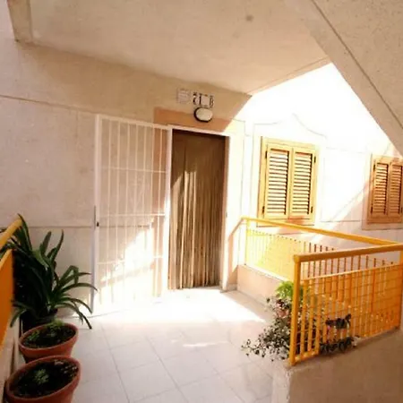 New Refurbished Flat * Torrevieja